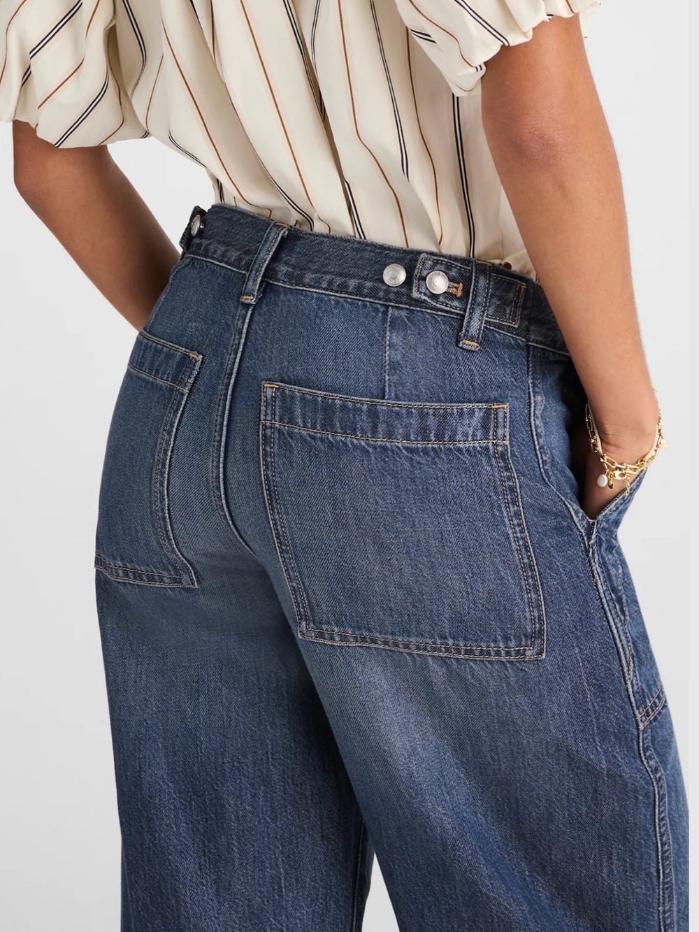 Madewell Low Slung Baggy Jeans in Airy Denim NWT Size 25 Wide Leg Full Length - Picture 3 of 10